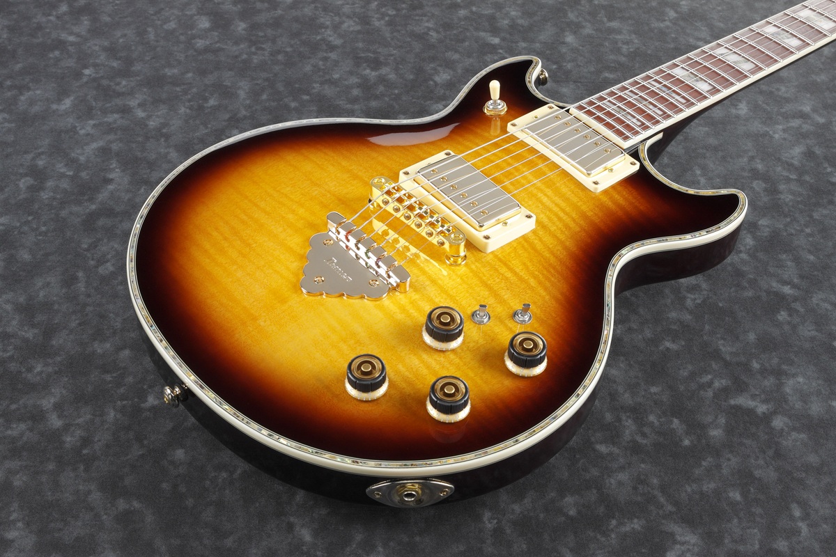 Elektrická kytara IBANEZ AR420 VLS
