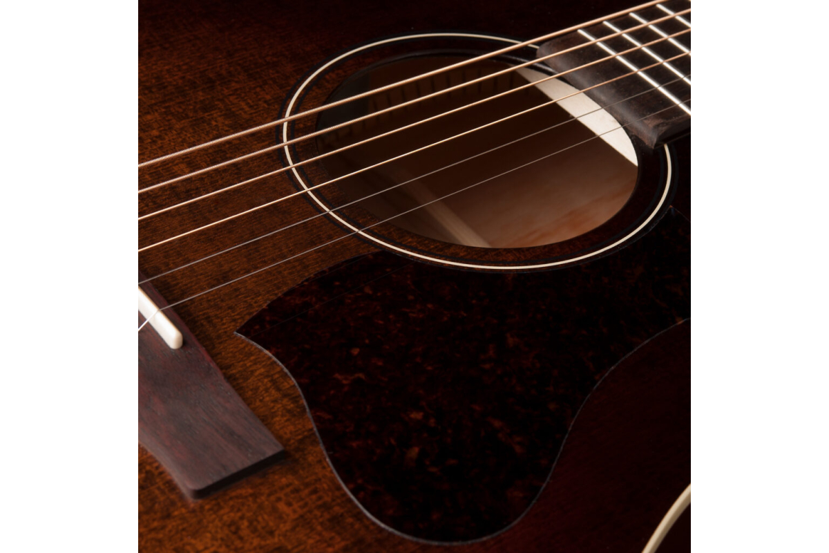 Akustická kytara ART&LUTHERIE Americana Bourbon Burst