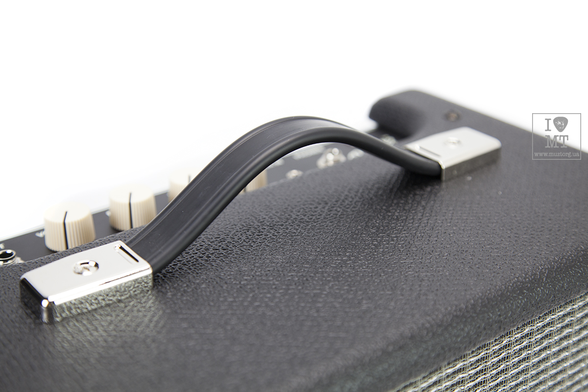 Kytarový kombinační zesilovač FENDER RUMBLE 15