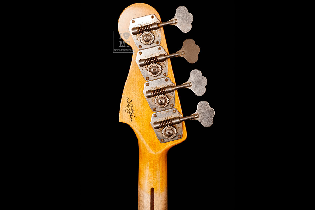 Baskytara FENDER CUSTOM SHOP 1959 PRECISION BASS JOURNEYMAN RELIC AGED WHITE BLONDE