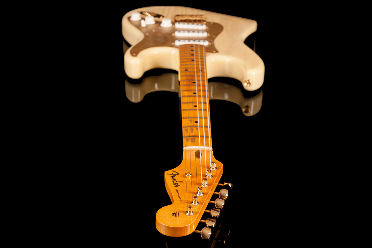 Elektrická kytara FENDER CUSTOM SHOP LIMITED EDITION '55 HARDTAIL STRATOCASTER JOURNEYMAN RELIC GOLD HARDWARE NATURAL BLONDE