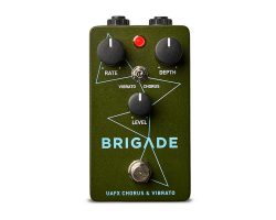 Efektový pedál UNIVERSAL AUDIO Brigade Chorus and Vibrato Efektový pedál UNIVERSAL AUDIO Brigade Chorus and Vibrato