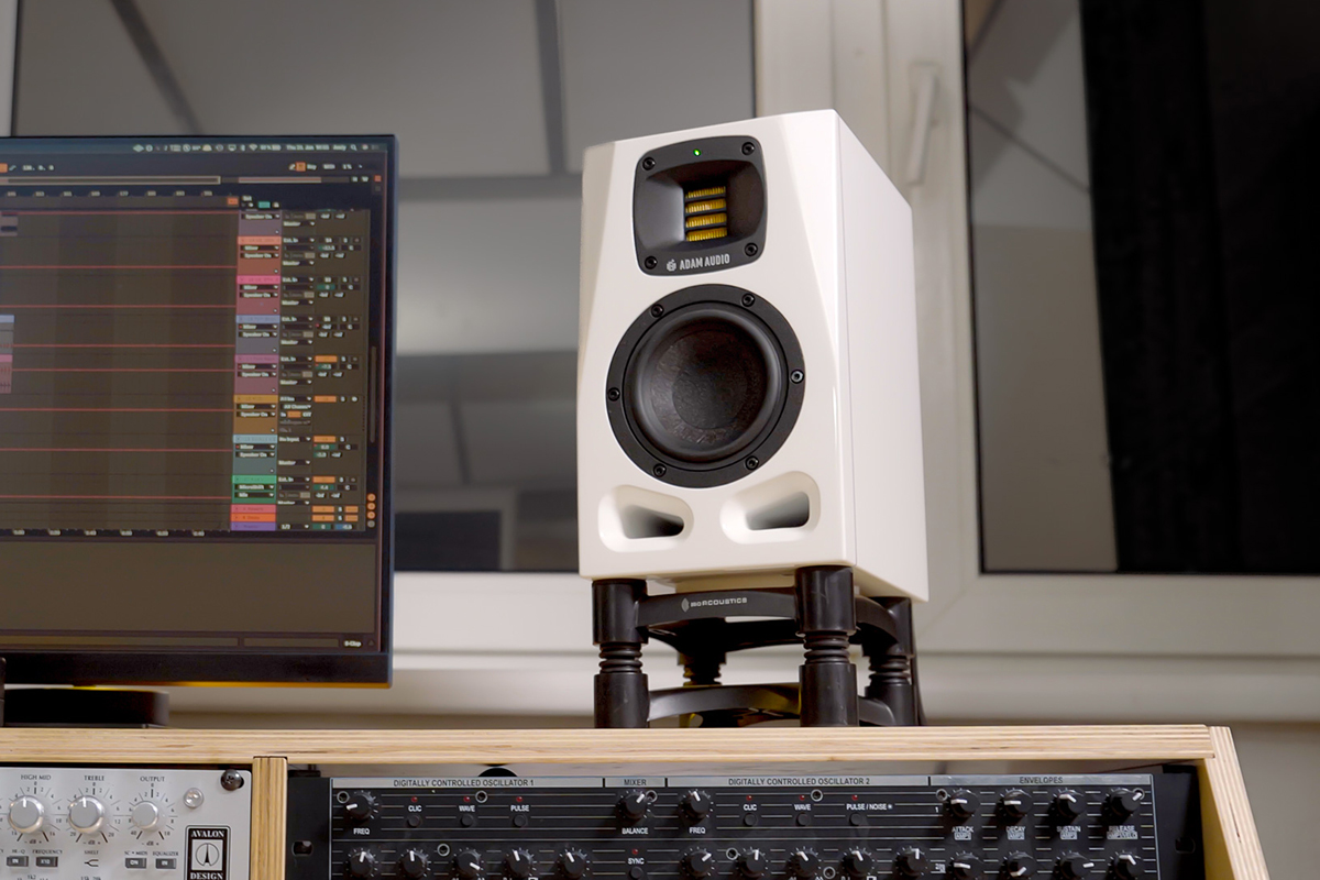 Studijní monitor ADAM AUDIO A4V (Bílý)