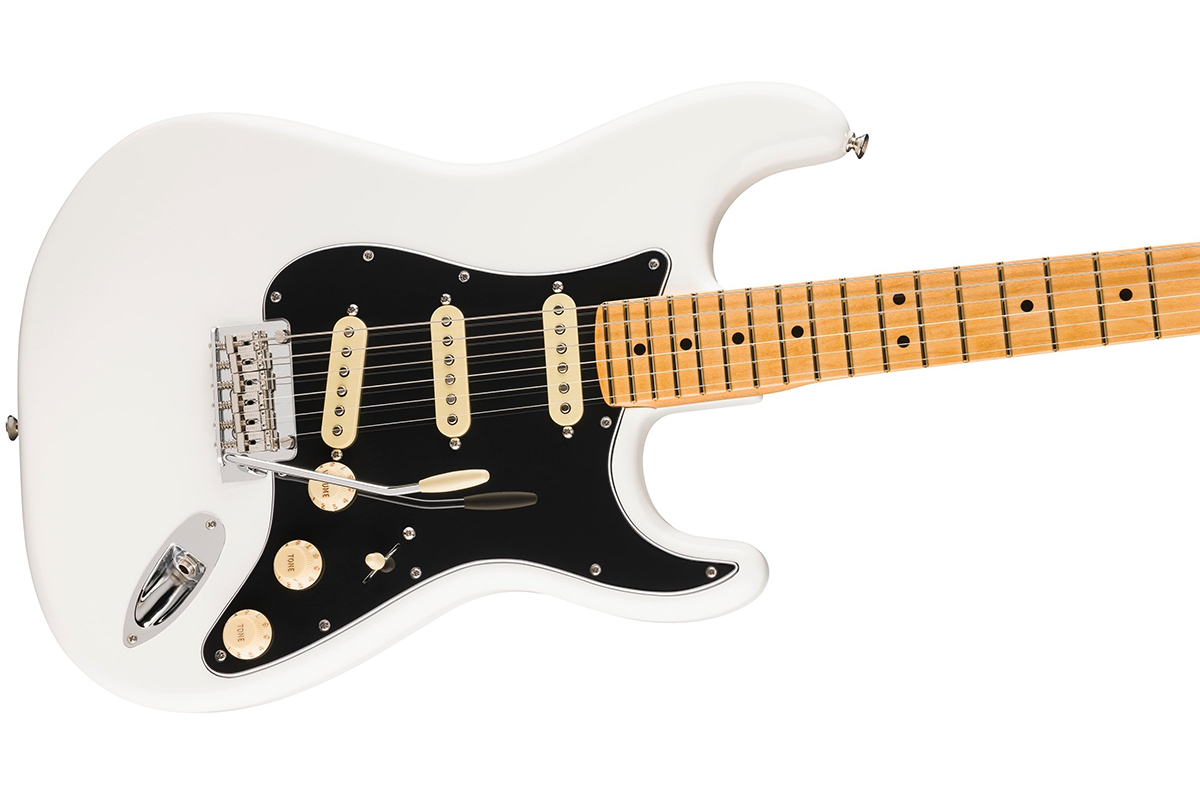 Elektrická kytara FENDER PLAYER II STRATOCASTER MN POLAR WHITE
